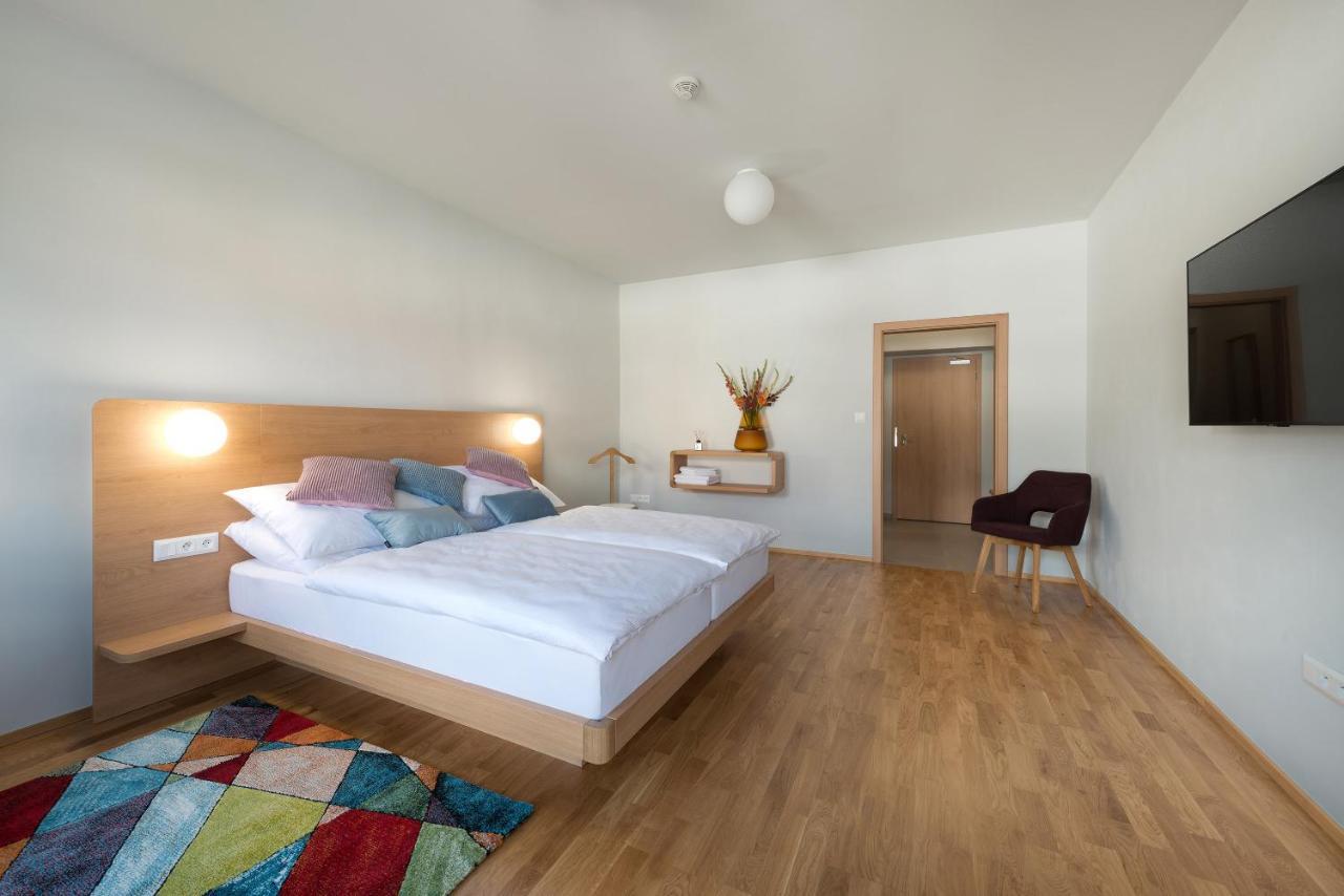 Tri Knizata 4* Jihlava
